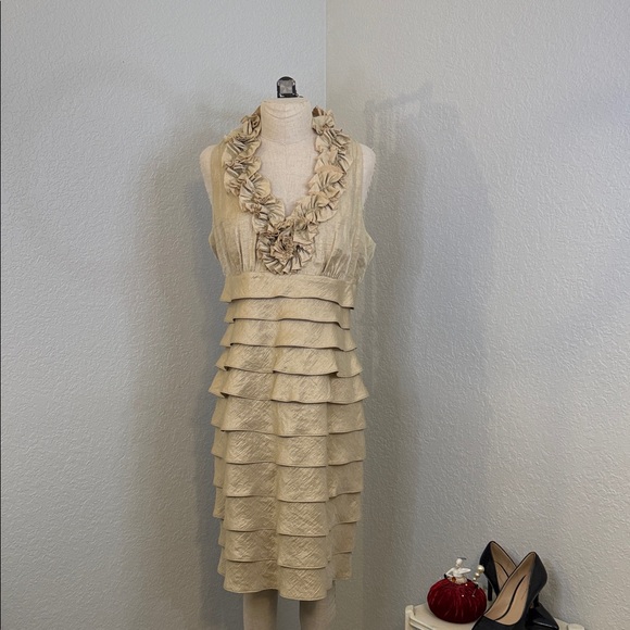 London Times Champagne Sheen Dress - Picture 3 of 12